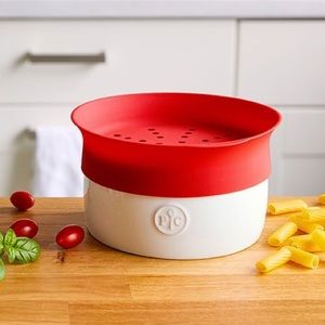 Pampered Chef Microwave Pasta Cooker